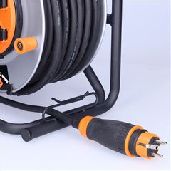 Solight predlžovací prívod - na kovovom bubne, 4 zásuvky, 40m kábel guma-neoprén, 3x 2,5mm2, IP44