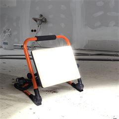 Solight LED reflektor so sklopným stojanom, 50W, 4500lm, 4000K, kábel so zástrčkou, IP65