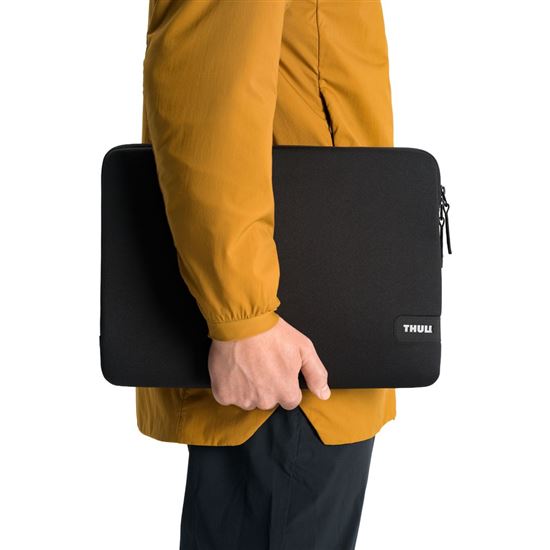 Thule Koya puzdro na 16" Macbook Pro/notebook TKS116 - čierne
