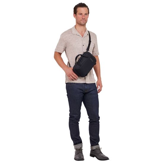 Thule Subterra 2 brašna cez rameno 5 l TSCB405 - čierna