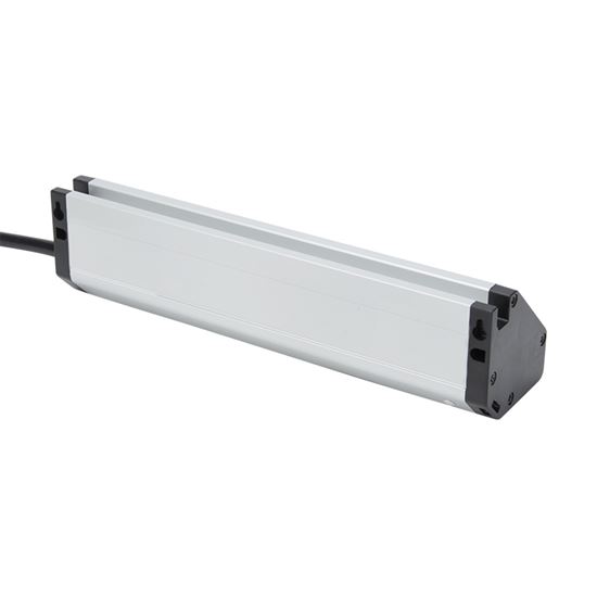 Solight predlžovací prívod, 3 zásuvky, 1,5m, 3 x 1mm2, hliník, rohový dizajn
