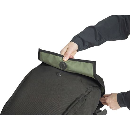 Thule Paramount batoh lite 20 l PARABP3016 - čierna