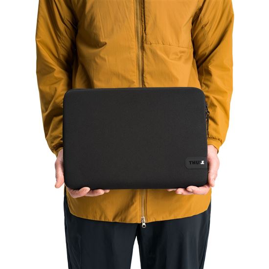 Thule Koya puzdro na 14" notebook TKS114 - čierne