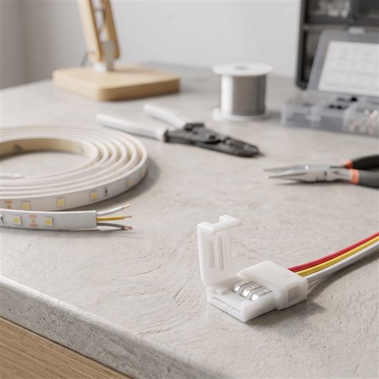 Solight dlhý flexibilný konektor pre 8mm LED pásky, 3pinový, 10cm